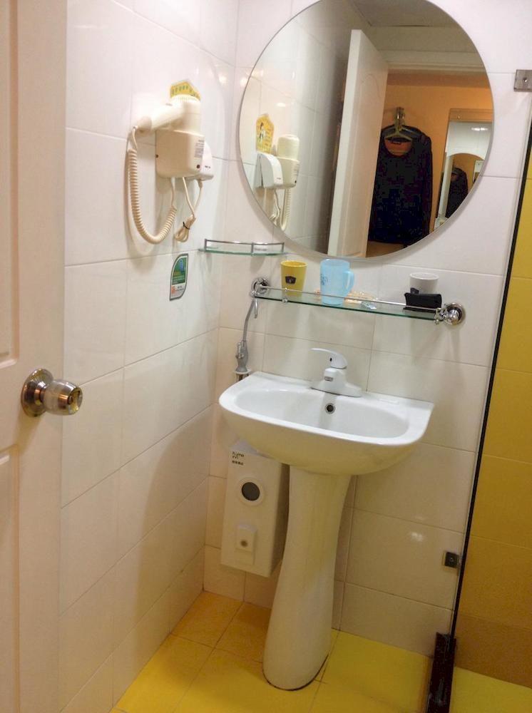 Home Inn Guangzhou Middle Jiefang Road Gongyuanqian Metro Station Exterior photo