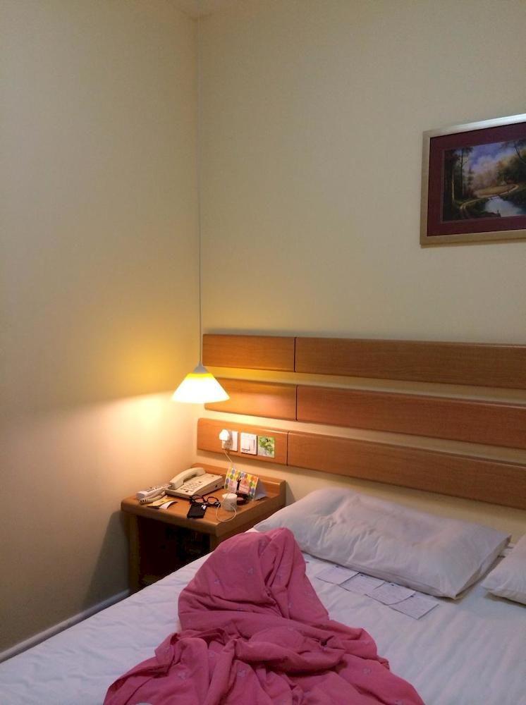 Home Inn Guangzhou Middle Jiefang Road Gongyuanqian Metro Station Exterior photo